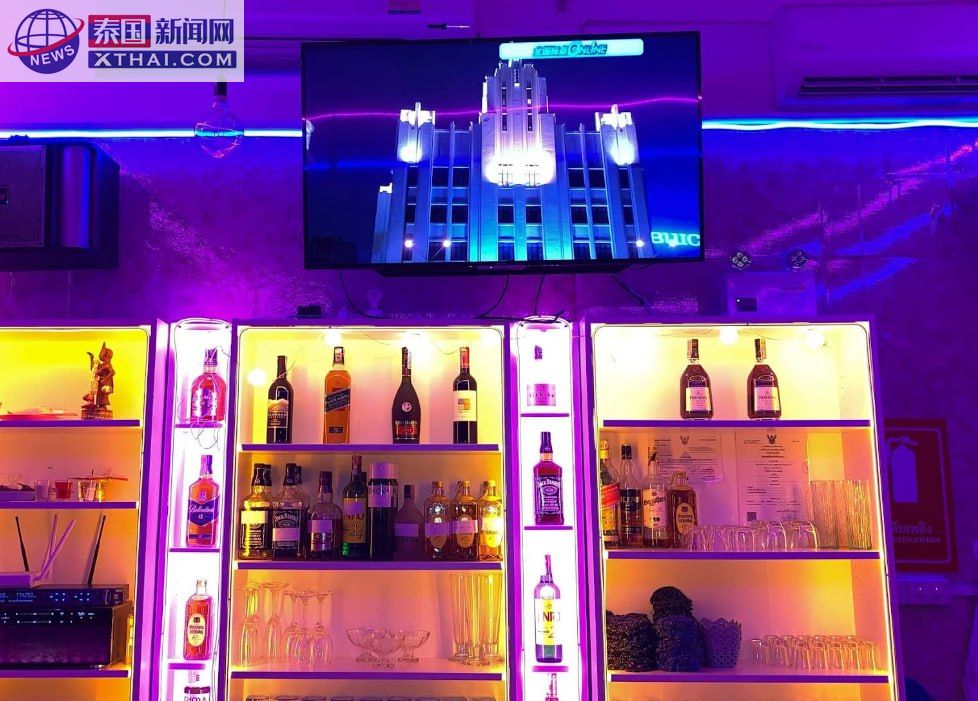 曼谷Kamurocho Snack Bar日式酒吧外观