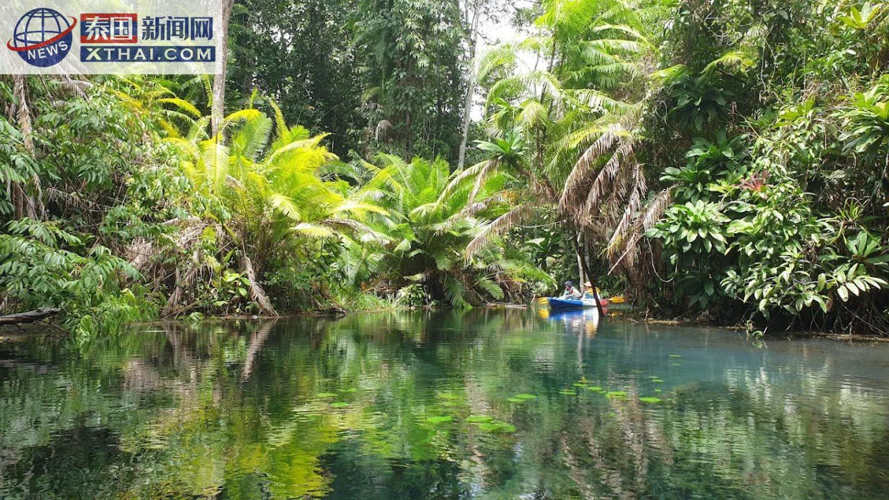 泰国甲米空路运河清澈水面