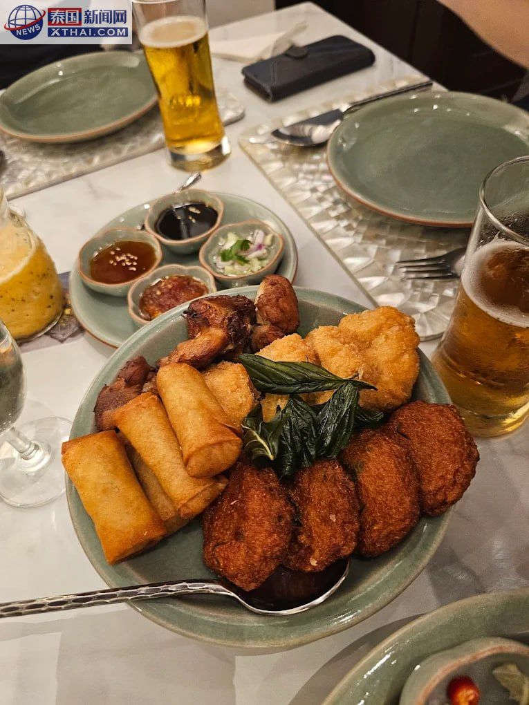 Baan Khanitha的龙虾绿咖喱,椰奶香浓