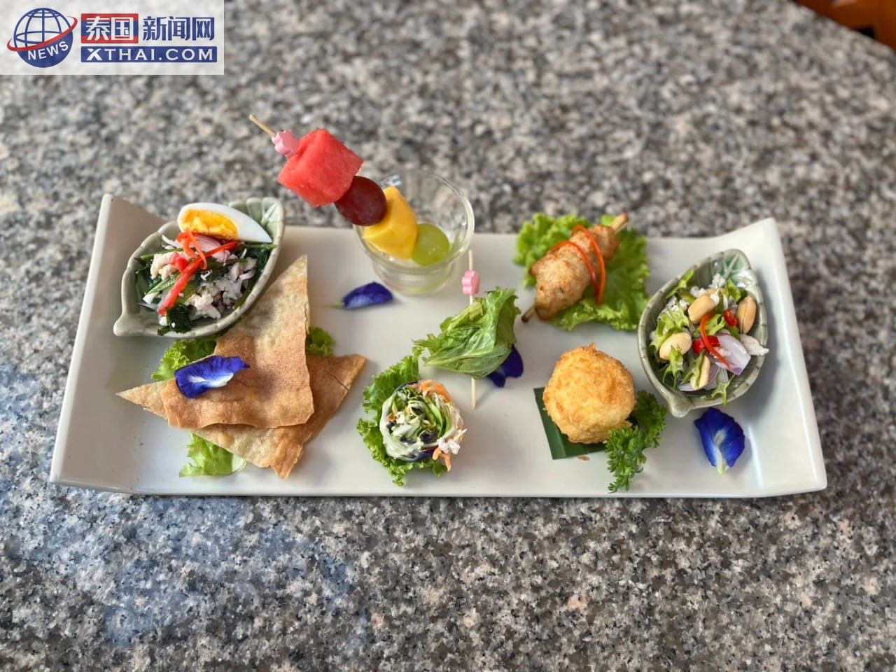The Naga Terrace Restaurant的新鲜海鲜料理