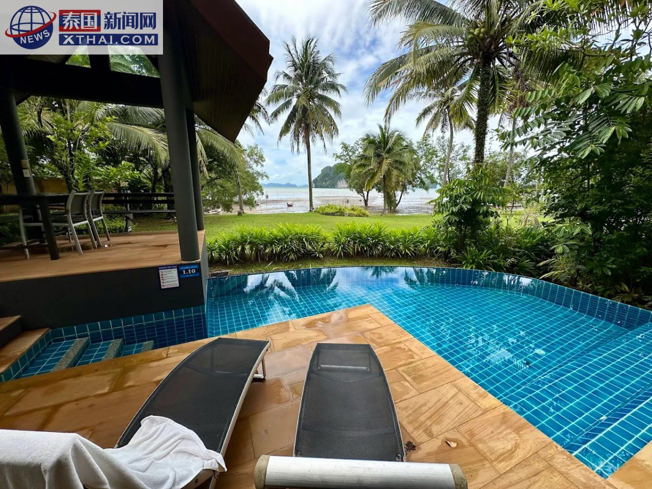 塔兰湾别墅海景泳池