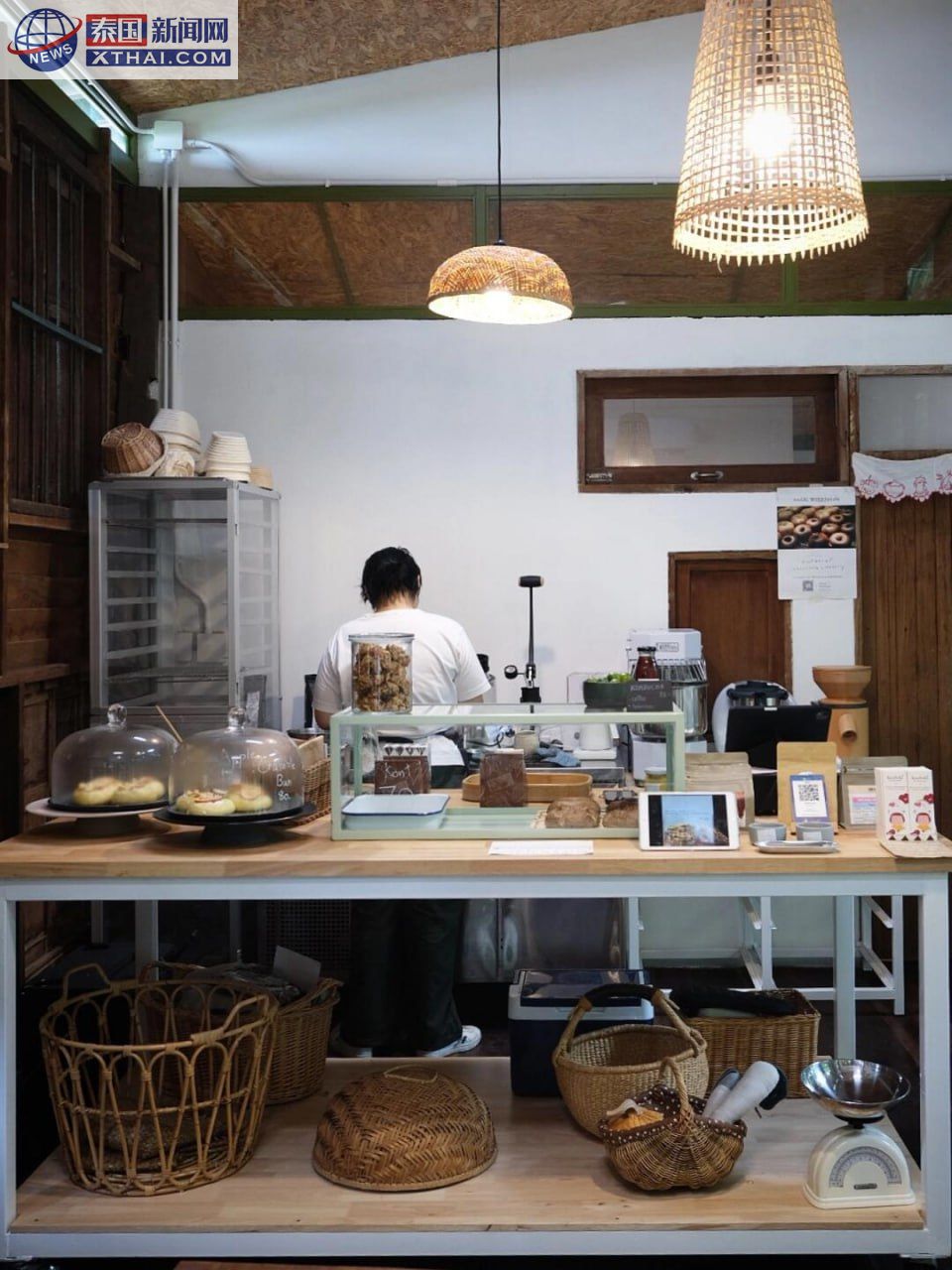 Artisan Sourdough by Apple Fahey 外景