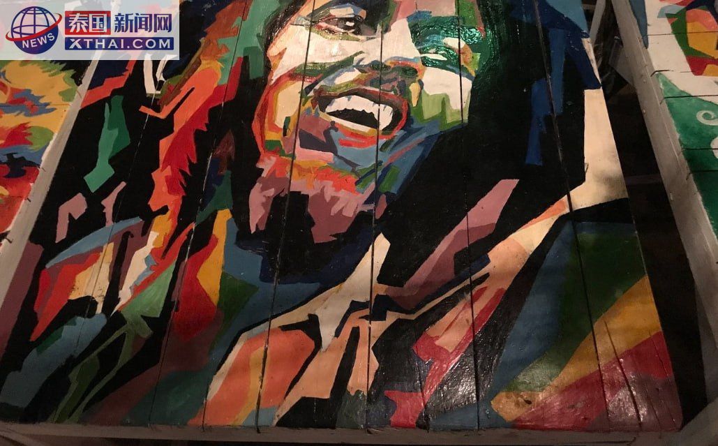 Rasta Chill Bar的Bang Bao湾日落景色