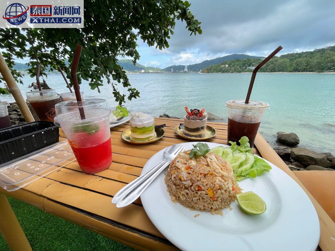 The Cozy Cafe Phuket的泰式绿咖喱